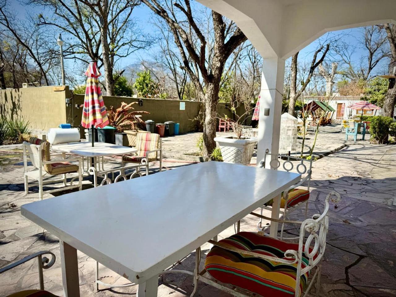 La Casita Inn Bustamante Exteriör bild